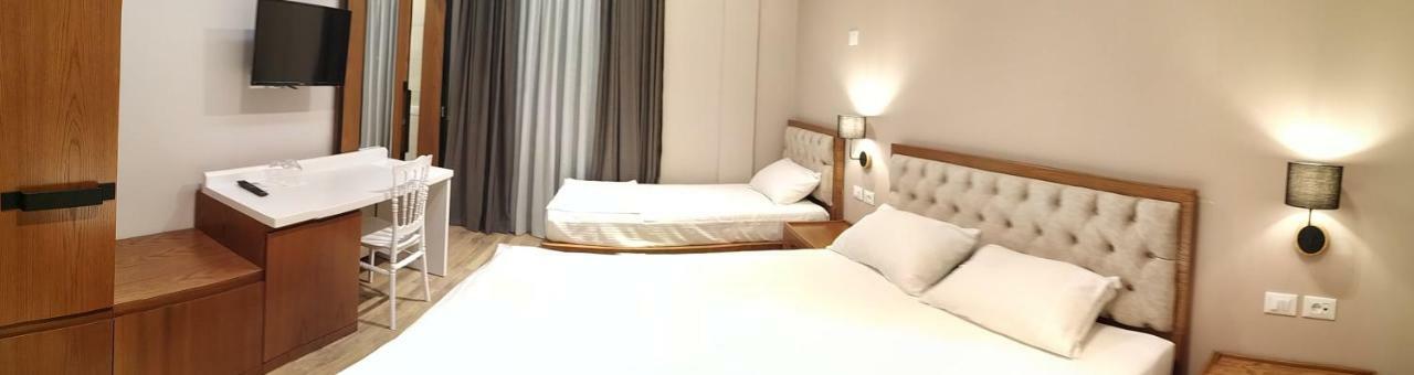 Hotel Pelikan ดิวิยาเกอ ภายนอก รูปภาพ